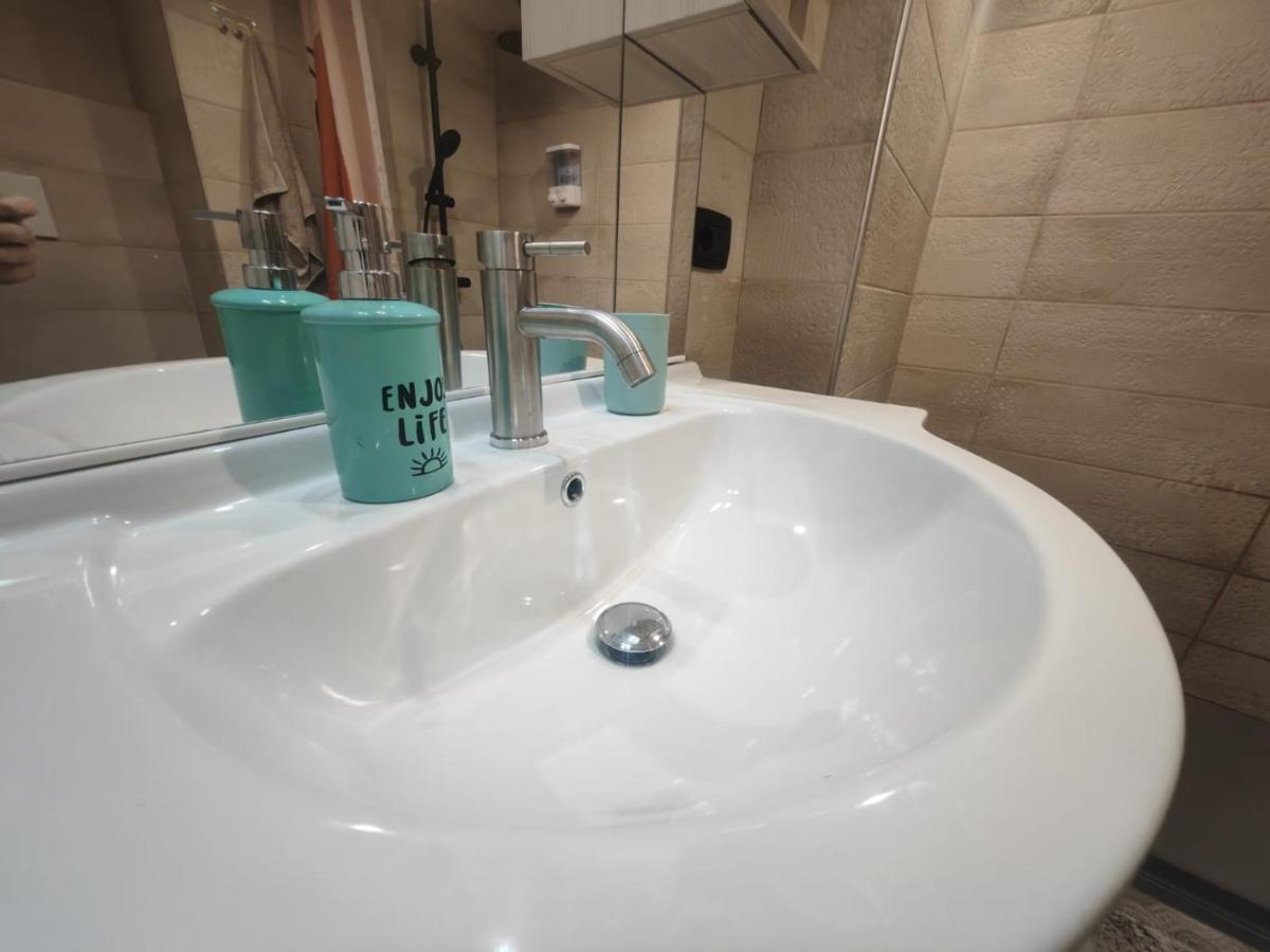 Apartamento Mini Loft In Centro Bari Exterior foto