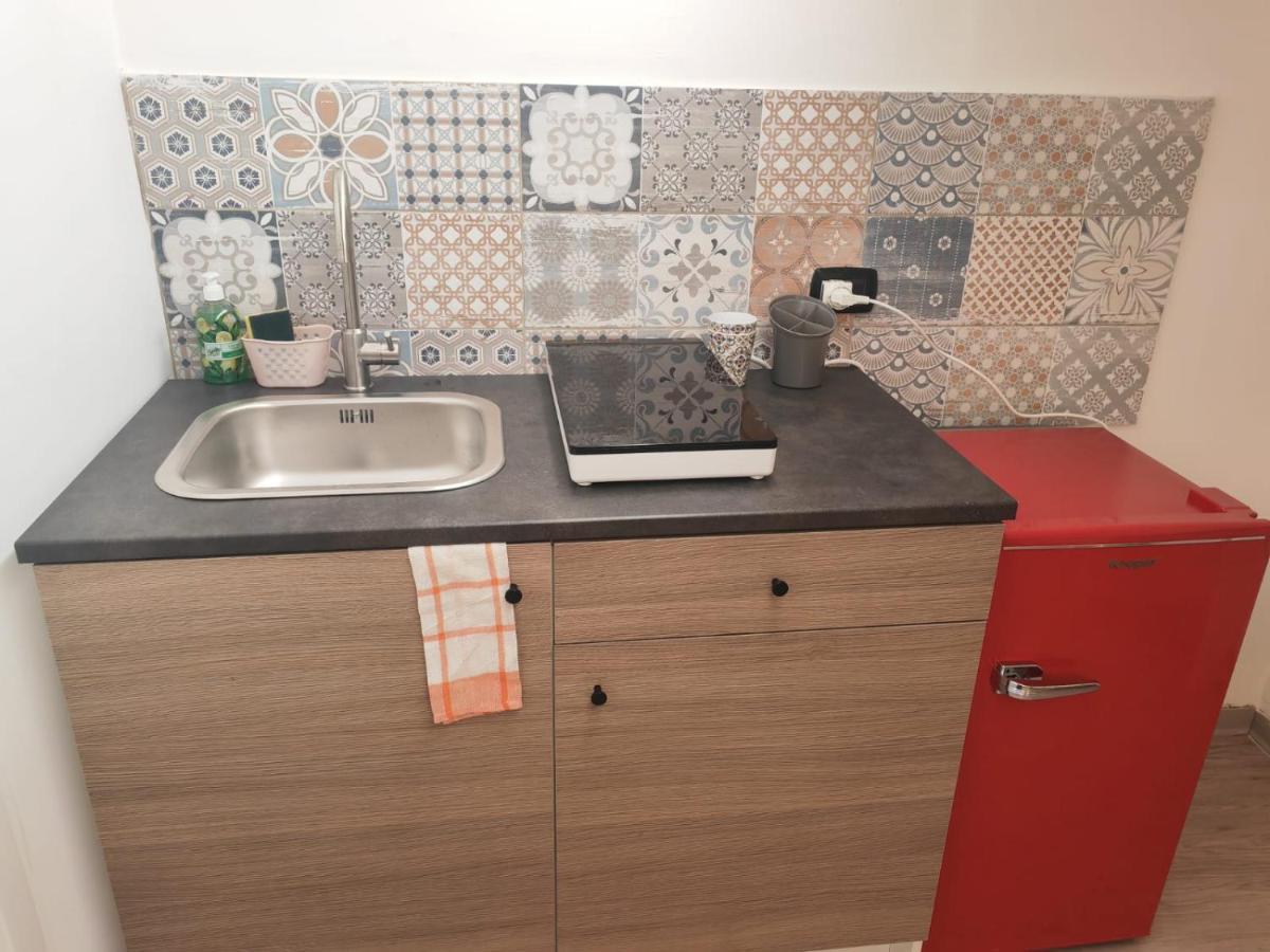 Apartamento Mini Loft In Centro Bari Exterior foto